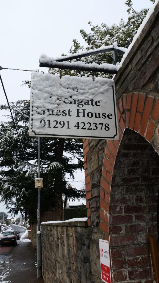 The Lychgate - Housity