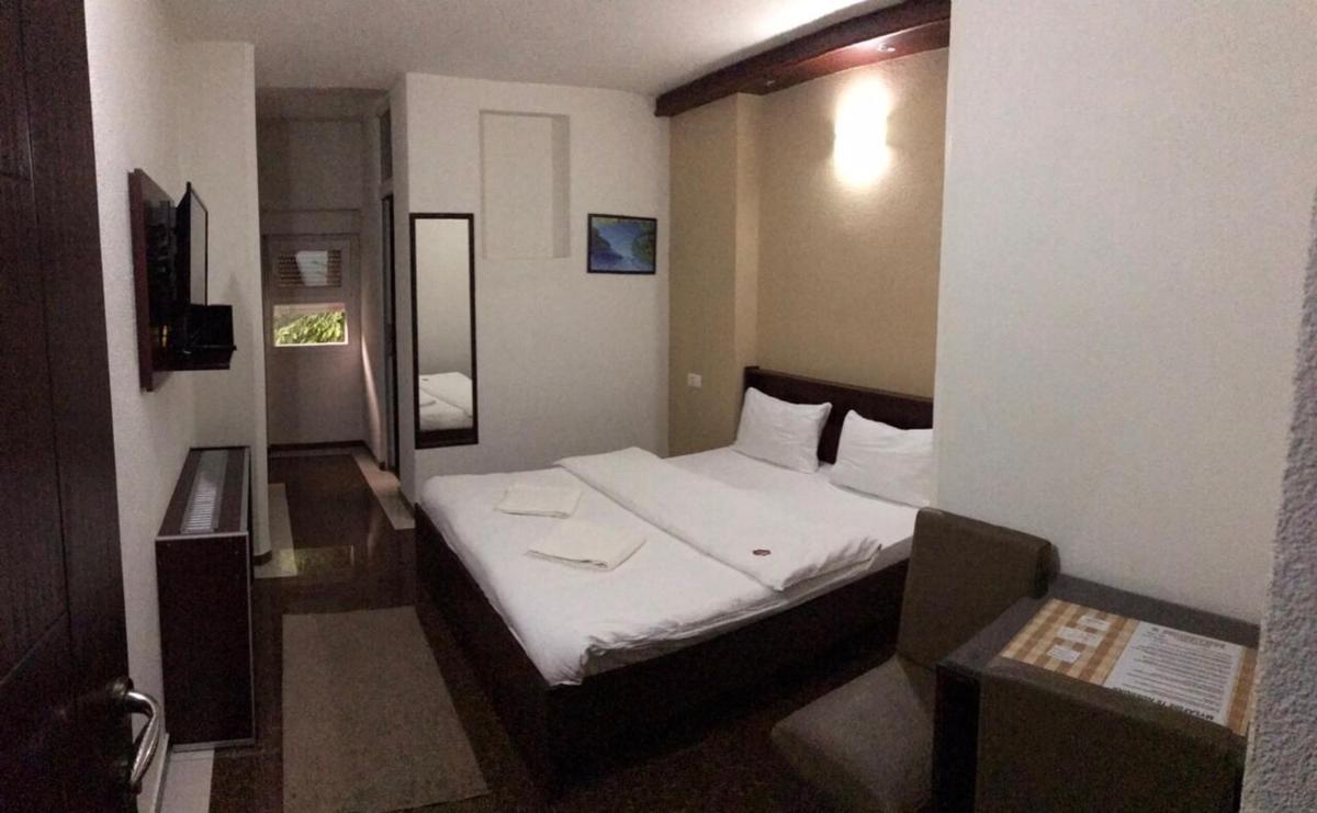 Hotel Millenium2 - Housity