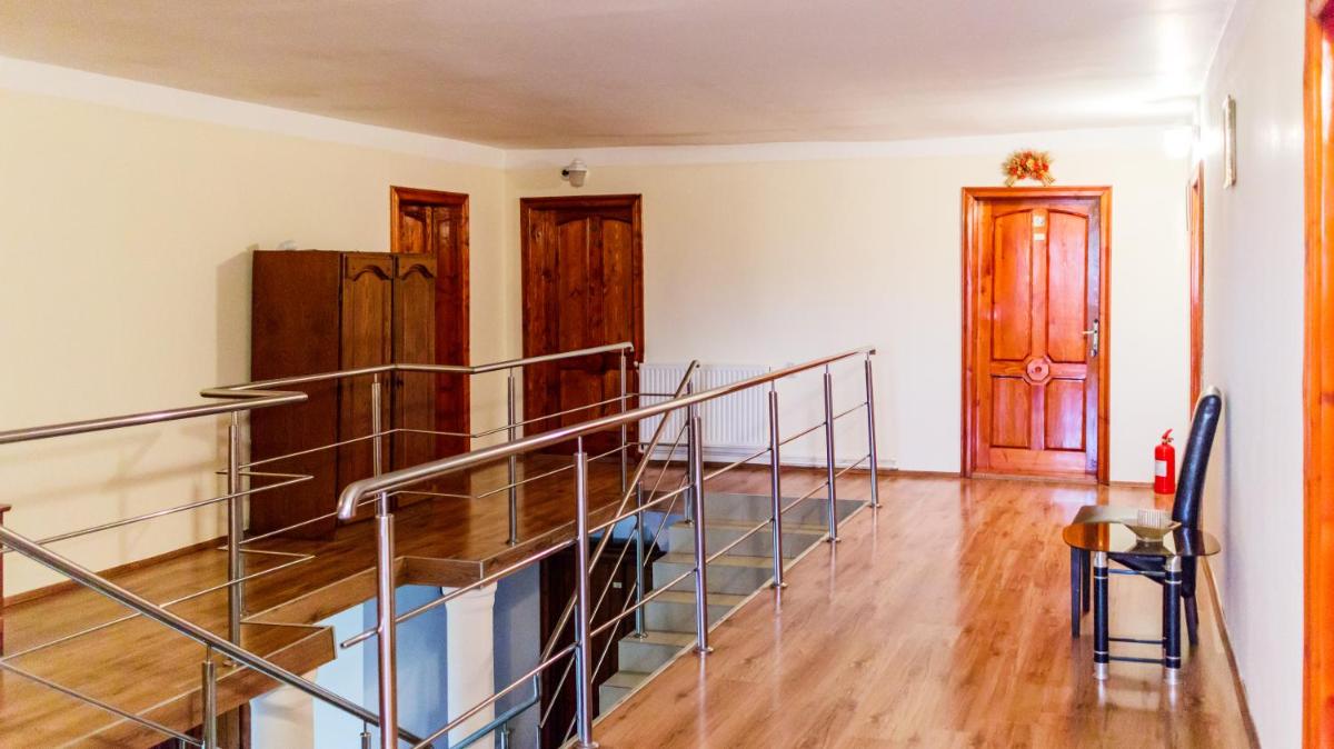 Pension Ladyna - Housity