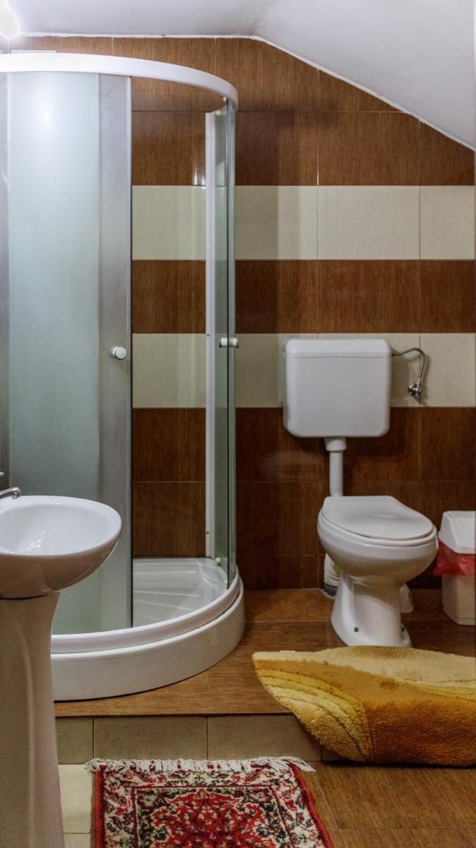 Pension Ladyna - Housity