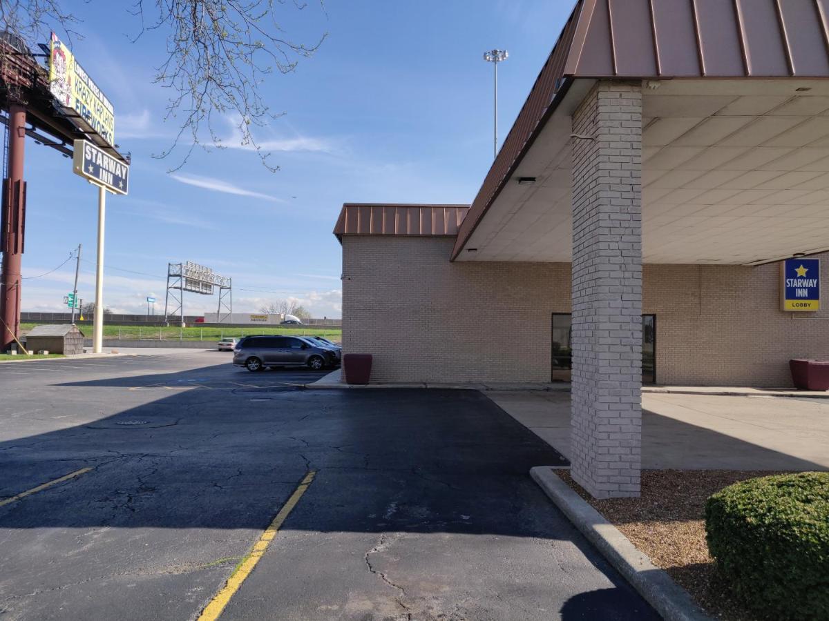 Starway Inn - Housity
