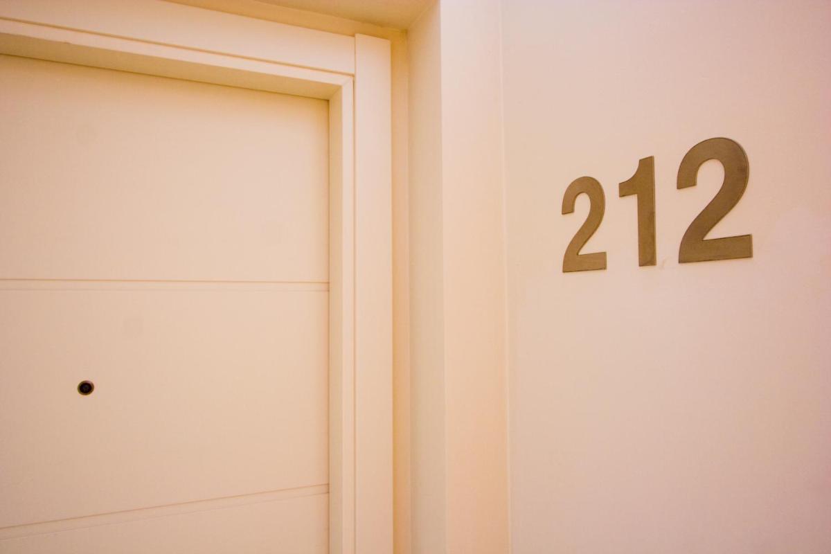 Apt 212 Heaven Beach Apartments, Guadalmansa Playa - Housity