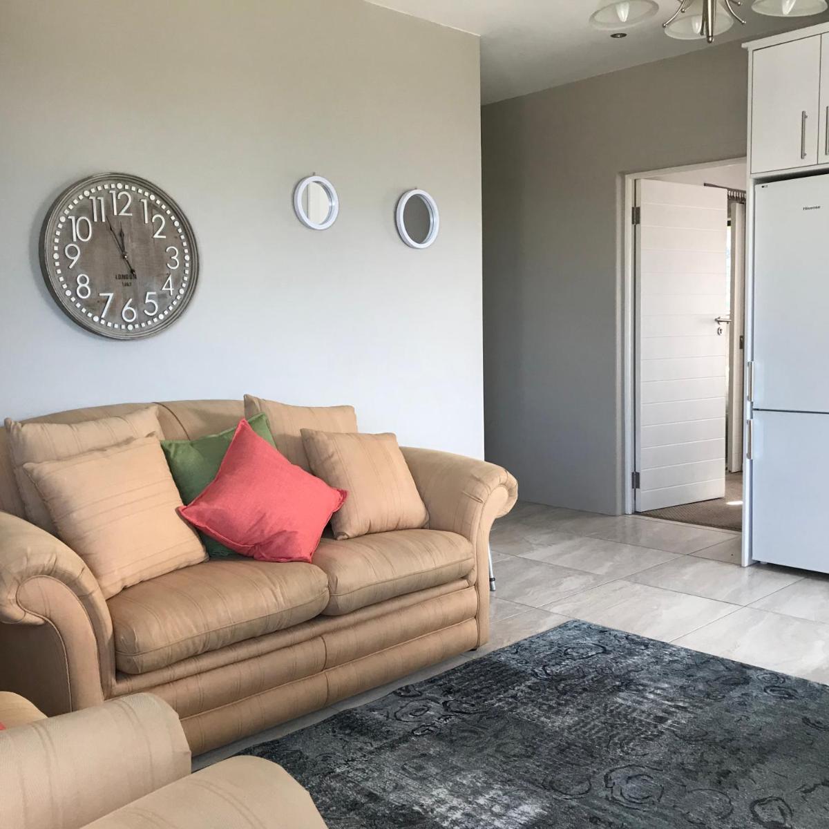 Indigo Place - Gold - Housity