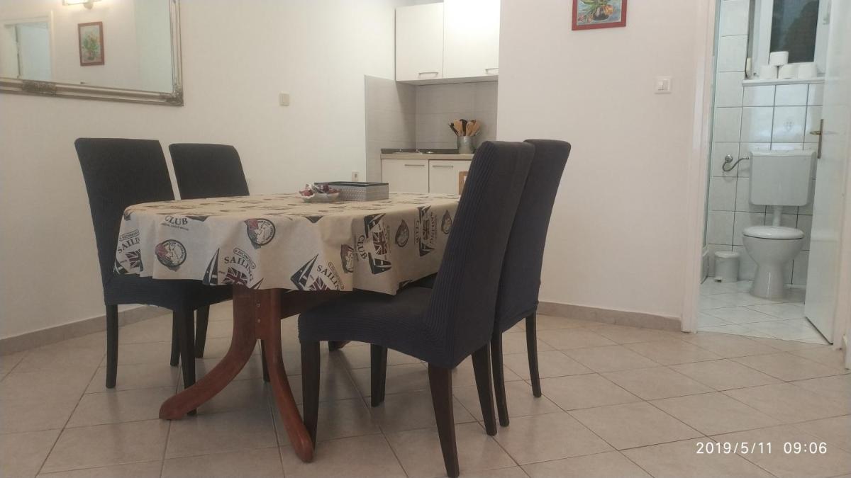 Diklo beach apartments Robert & Renata - Housity