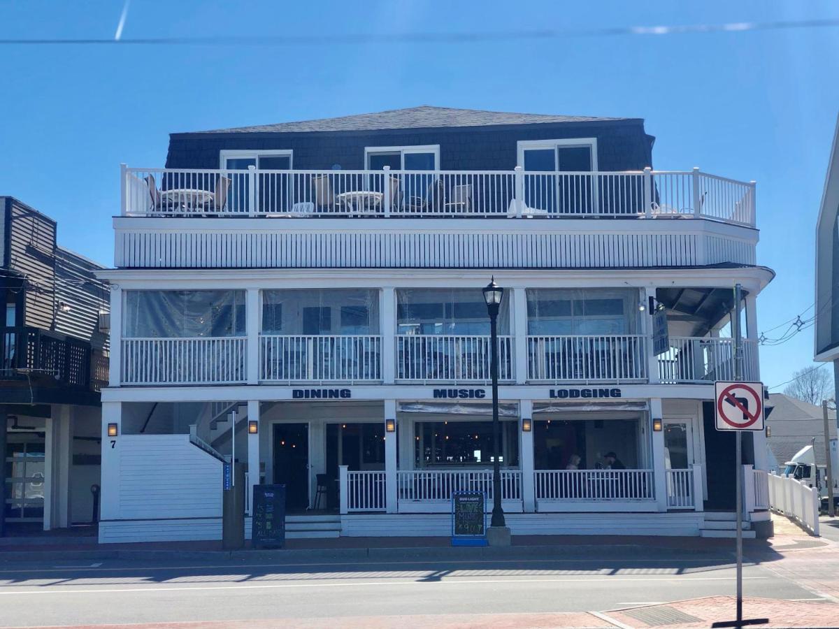 Inn on the Blues - Housity