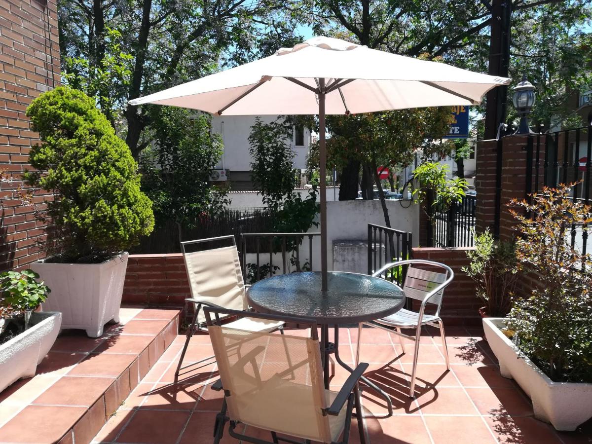 Hostal Brunete - Housity