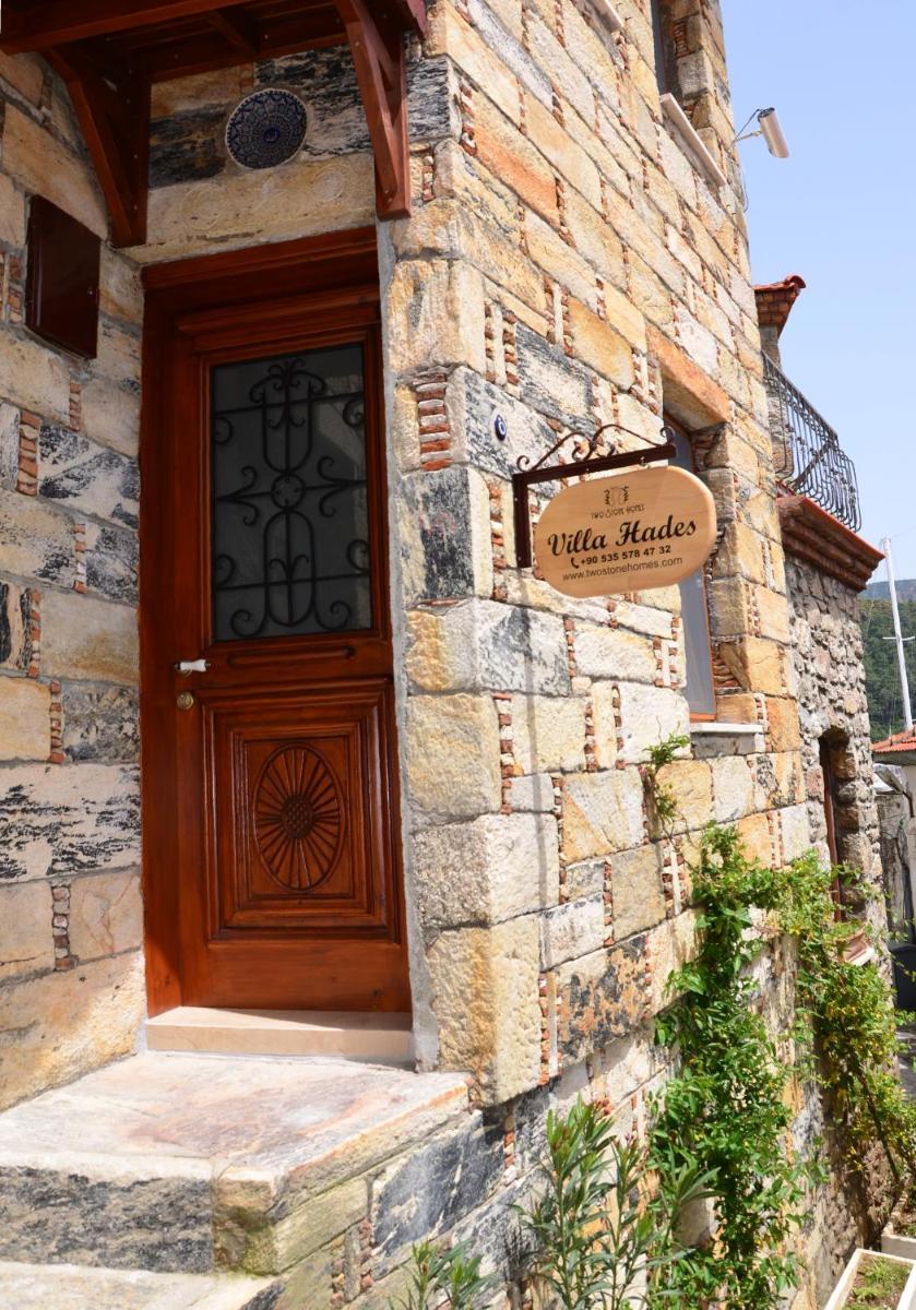 Two Stone Homes Hades - Housity