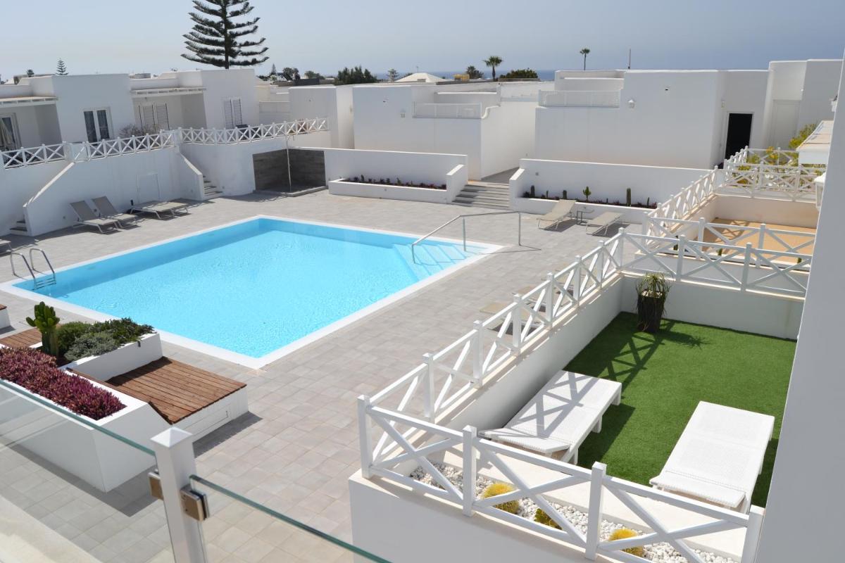 Flower Beach Deluxe - Housity