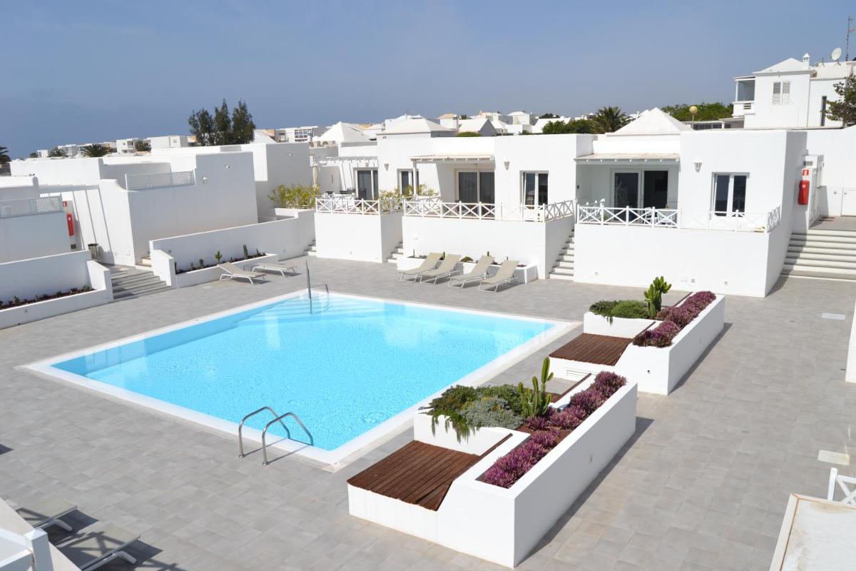 Flower Beach Deluxe - Housity