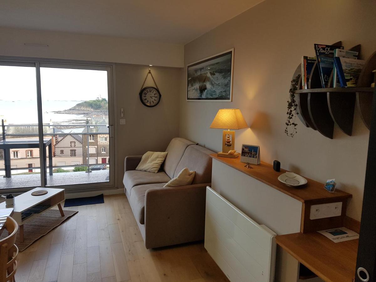 Kerwelmor, appartement avec vue sur la mer - Hizvo