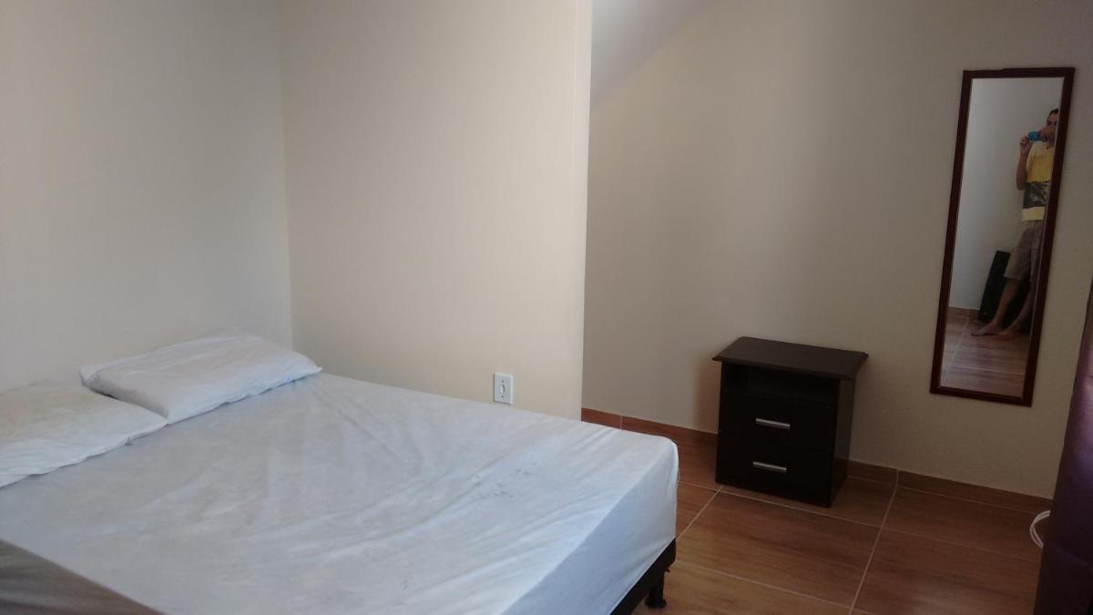 Casa Costa Azul - praça da Baleia - Housity