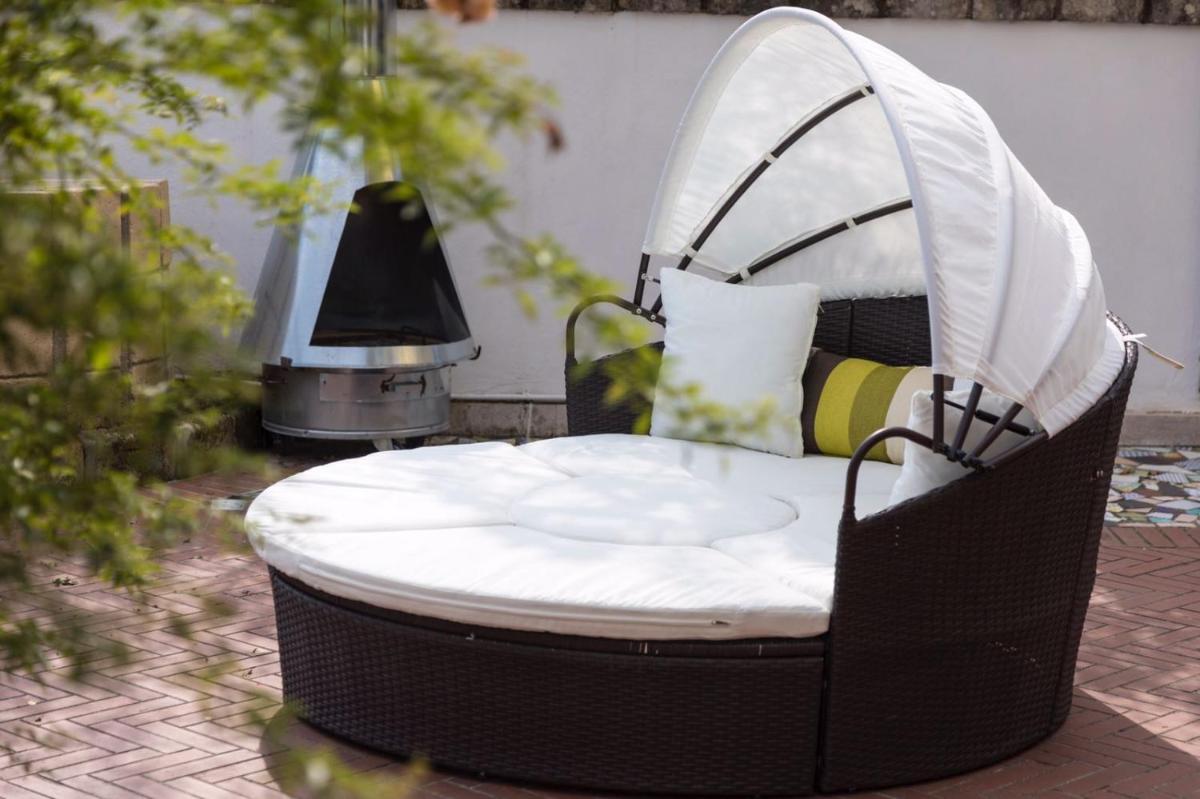 Na' Poesia B&B di Charme - Housity