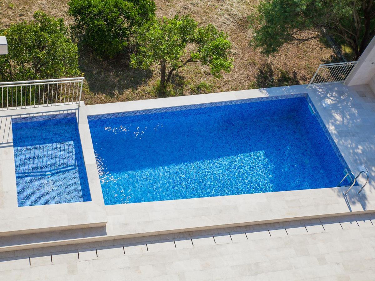 Sea Point Apart hotel Tivat - Housity