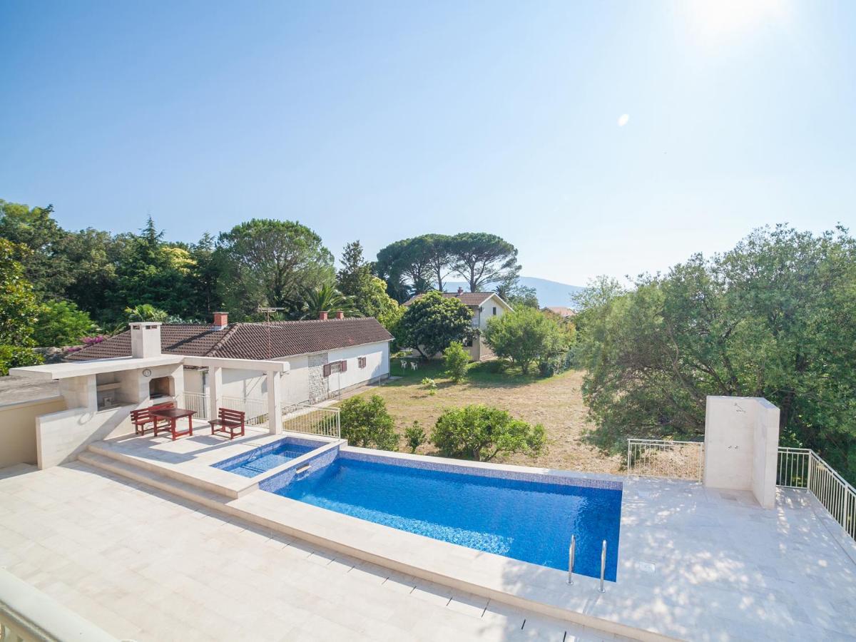 Sea Point Apart hotel Tivat - Housity