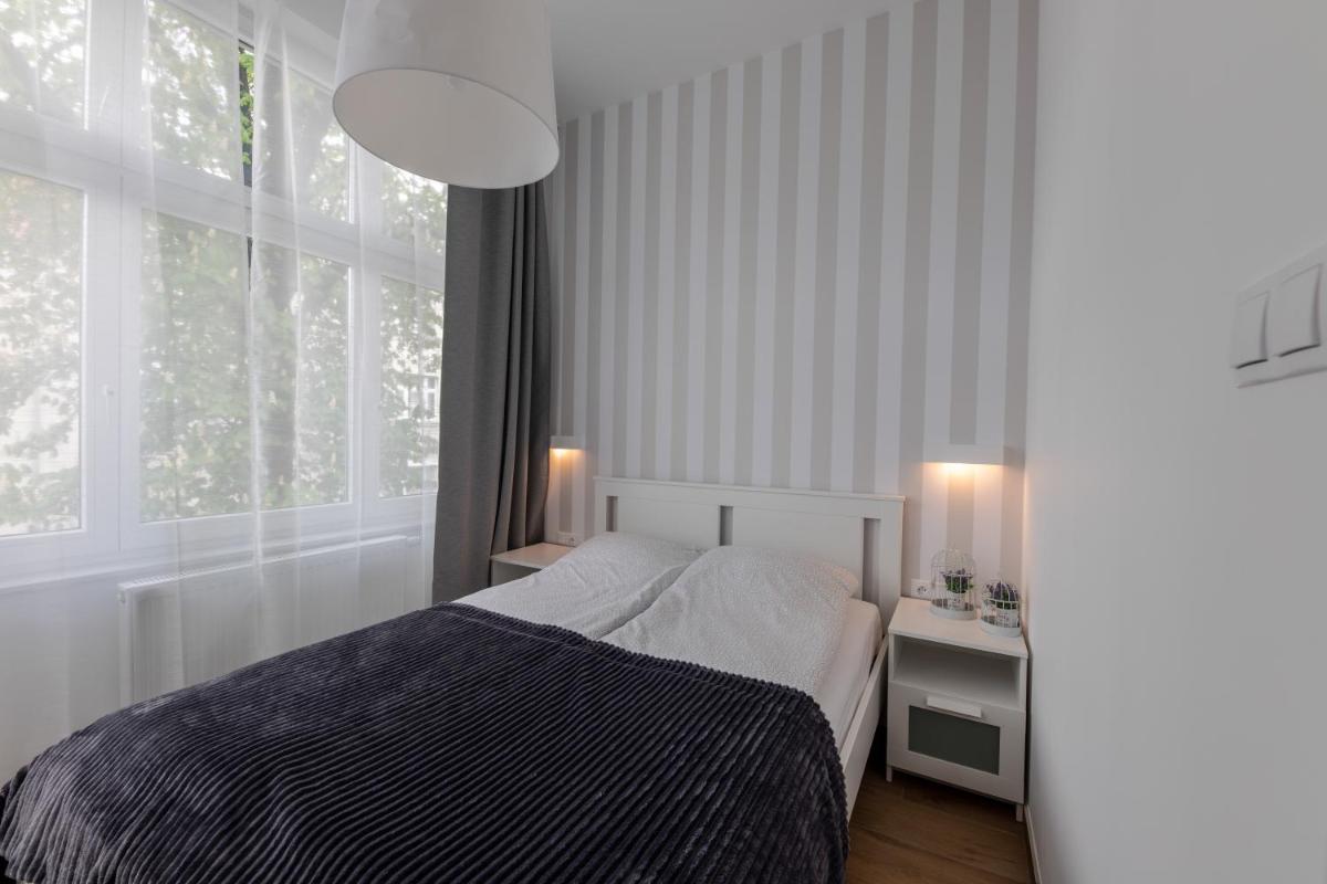 Victus Spacious Apartments in the City Center by Noclegi Renters - Housity