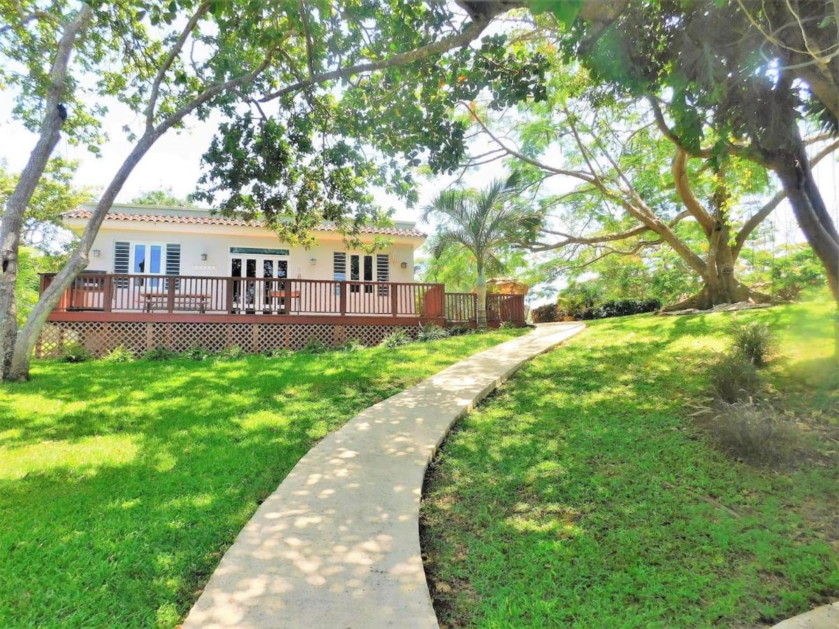 Isabela Villa Bonita - Vacation & Event Venue Sleeps 50! - Housity