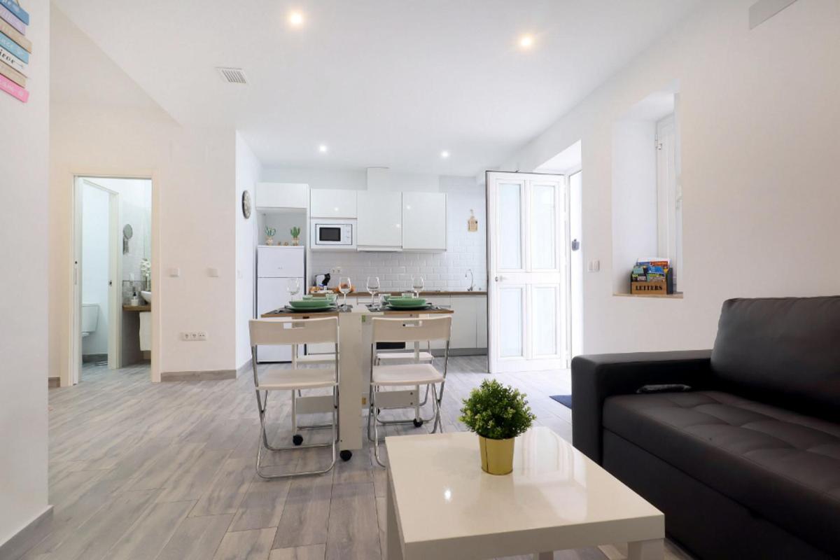 Acogedor LOFT en Bajo CENTRICO CON PARKING WIFI - Housity