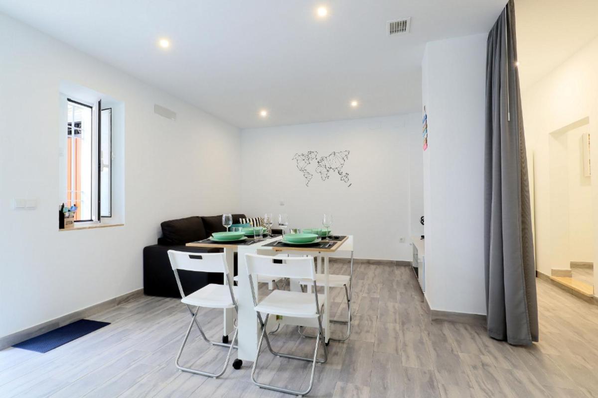 Acogedor LOFT en Bajo CENTRICO CON PARKING WIFI - Housity