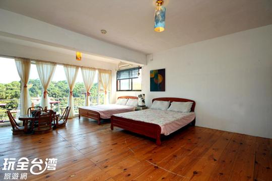 Museum Traveler's BnB - Housity