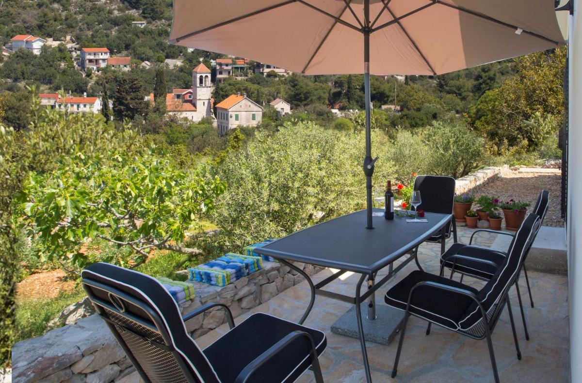 SIESTA, a house in the nature on the island - Housity