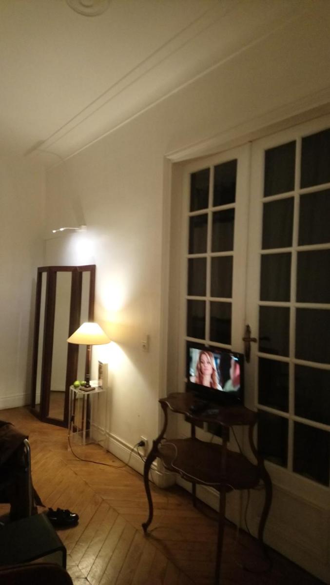 Toureifelchampselysee - Housity