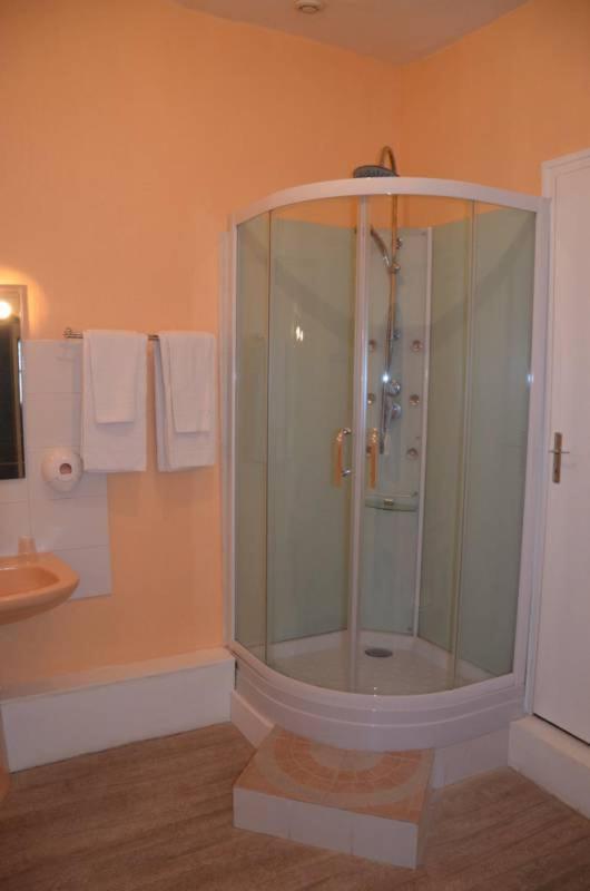 Le Lion d'Or - Housity