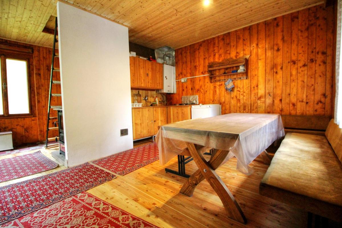 Chata Zlatka - Housity