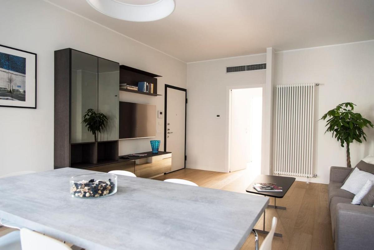 Suitetrails - Brand new apt , City Life district