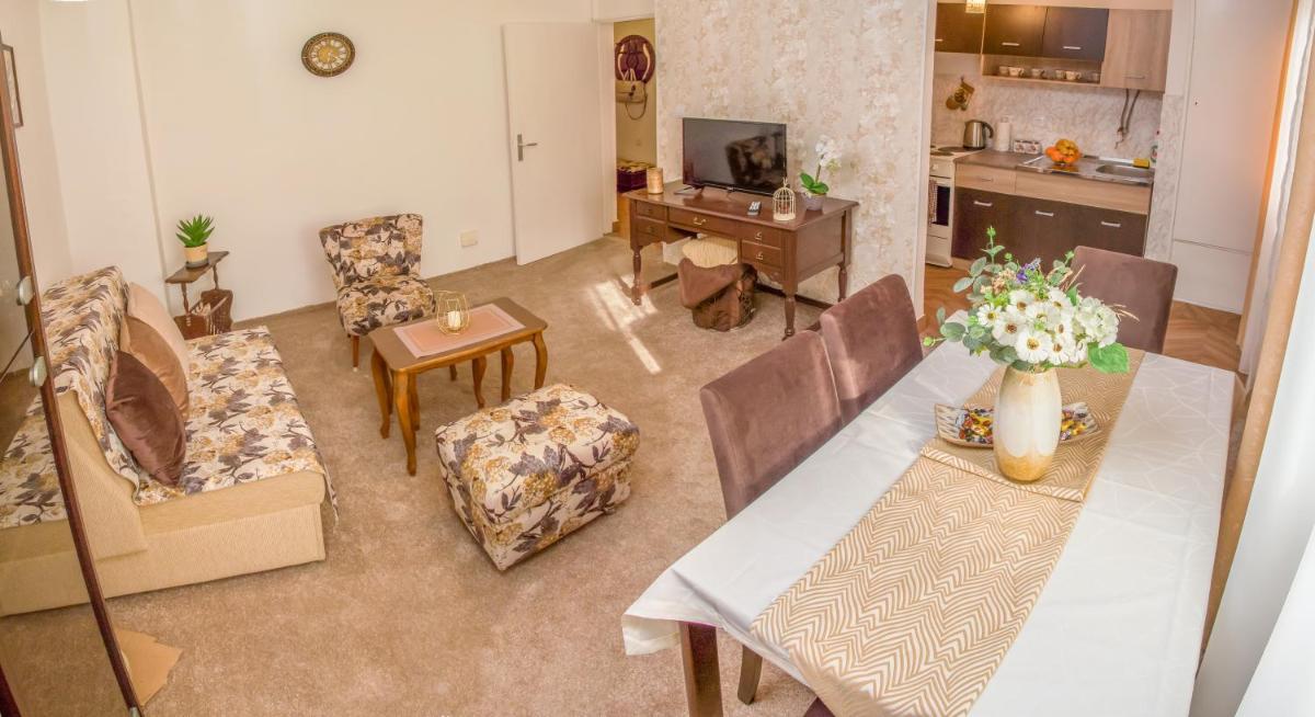 Old Cozy Apartment Dobrota - Housity