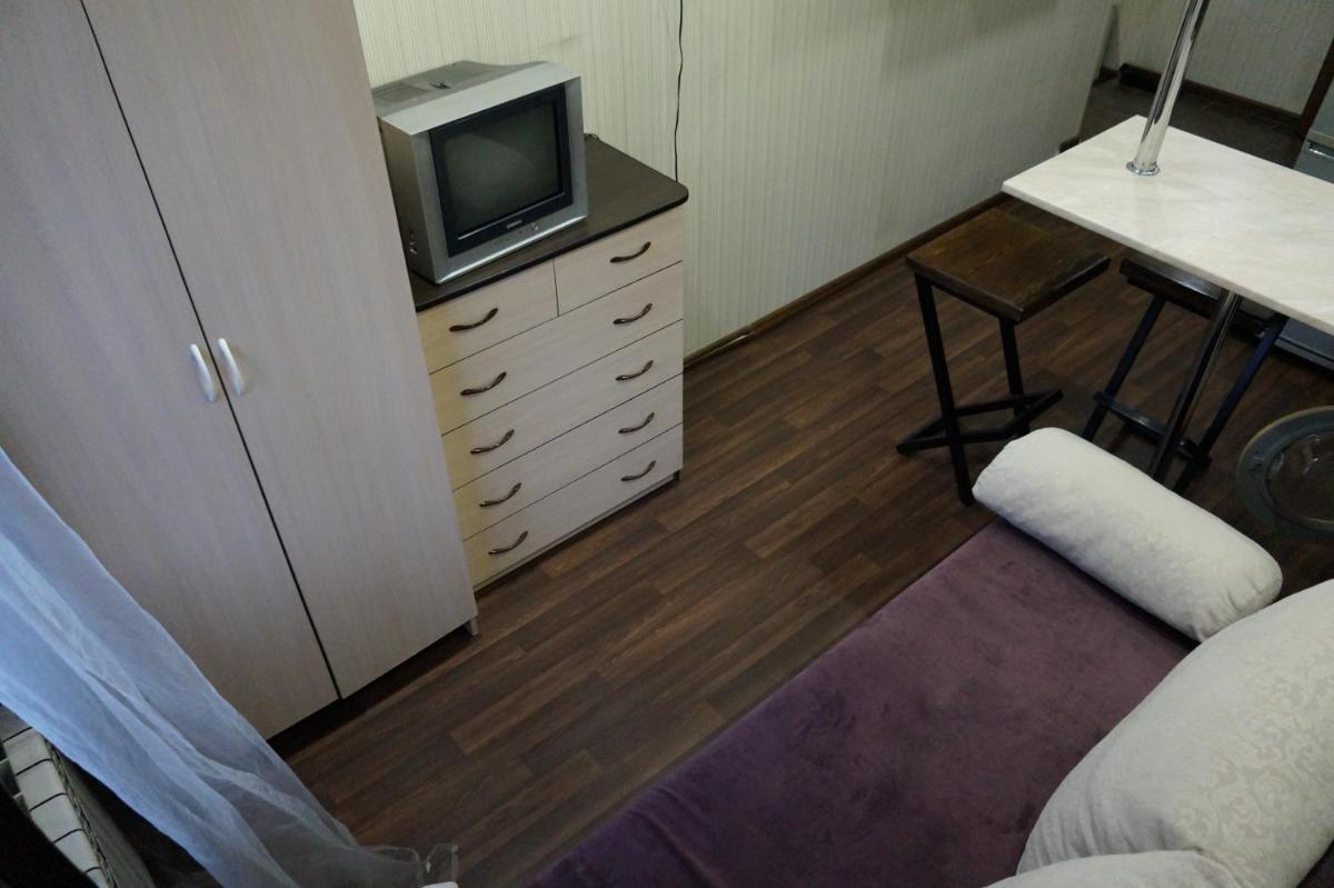 Suitetrails - Apartments on Metallurgov 41