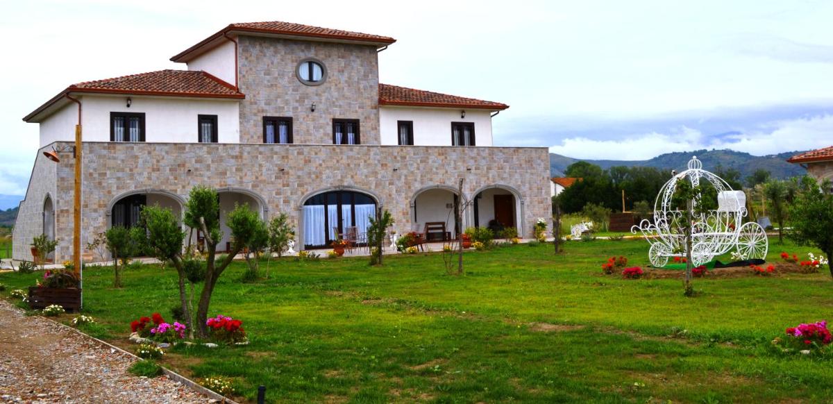 Agriturismo Tenuta Portararo - Housity