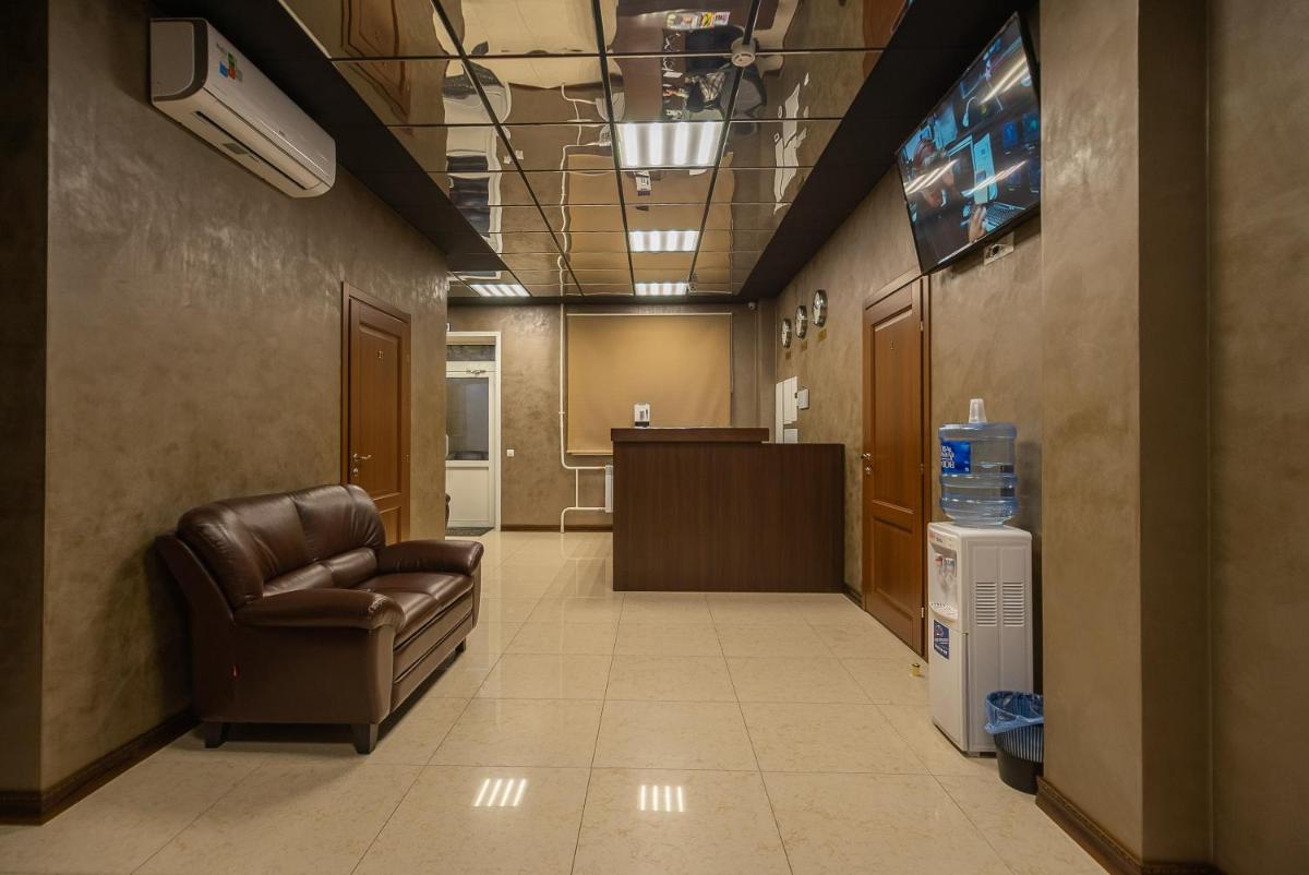 Luna Hotel - Housity