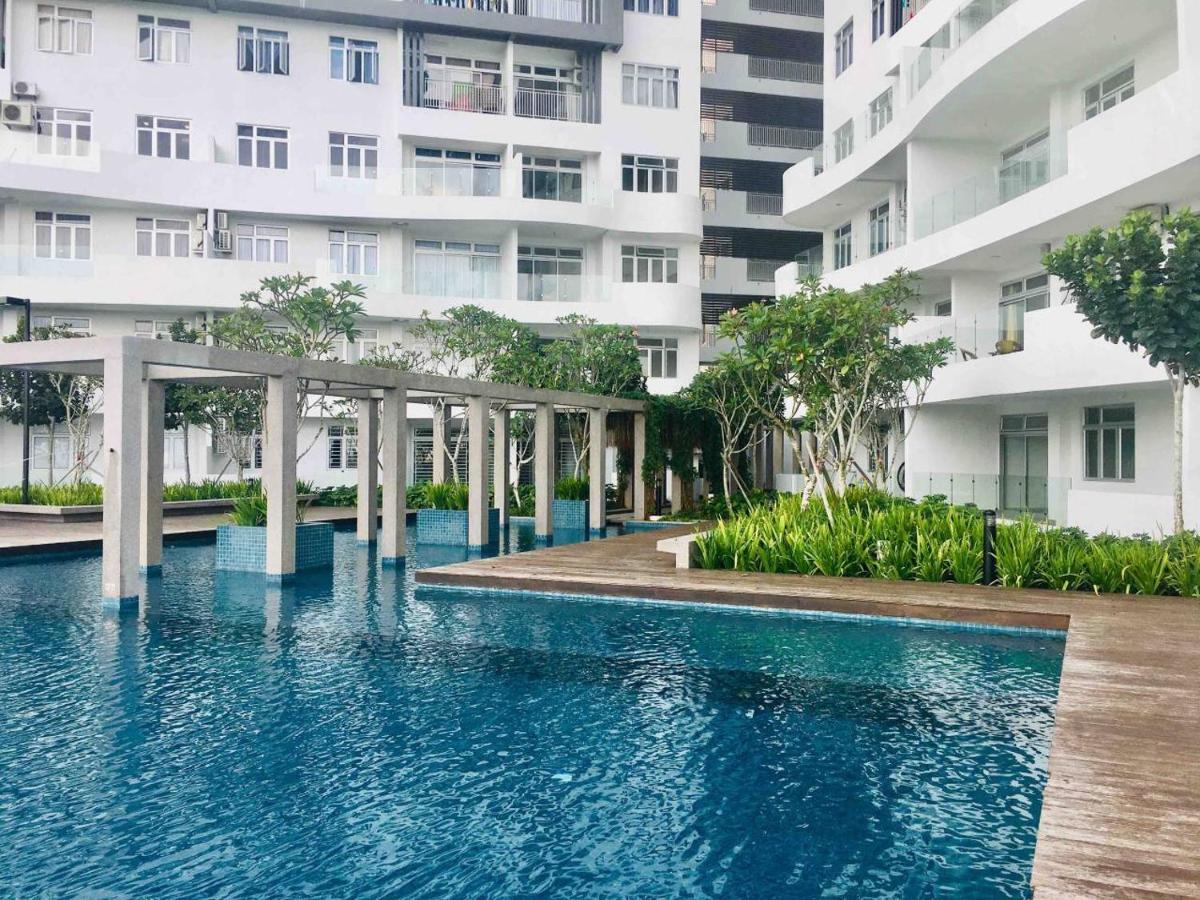 B088 [Wow!!!] 6pax_Blue Relax Pool View!!! - Housity