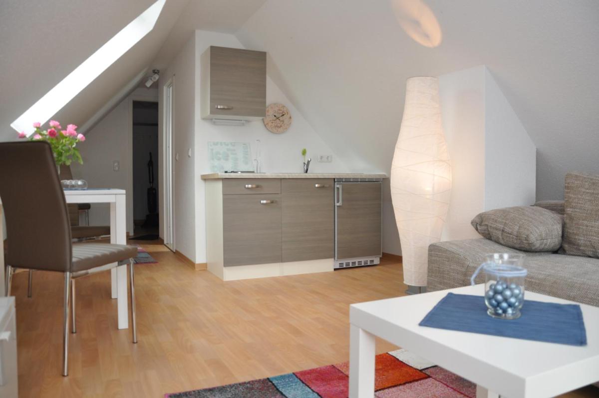Suitetrails - Ferienhaus Müritzzauber / 1 Zimmer Dachgeschoss-Appartement