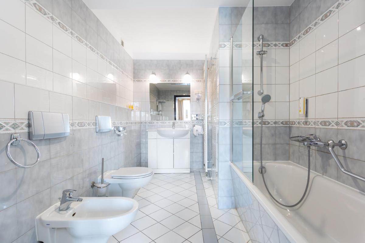 Qubus Hotel Wrocław - Housity