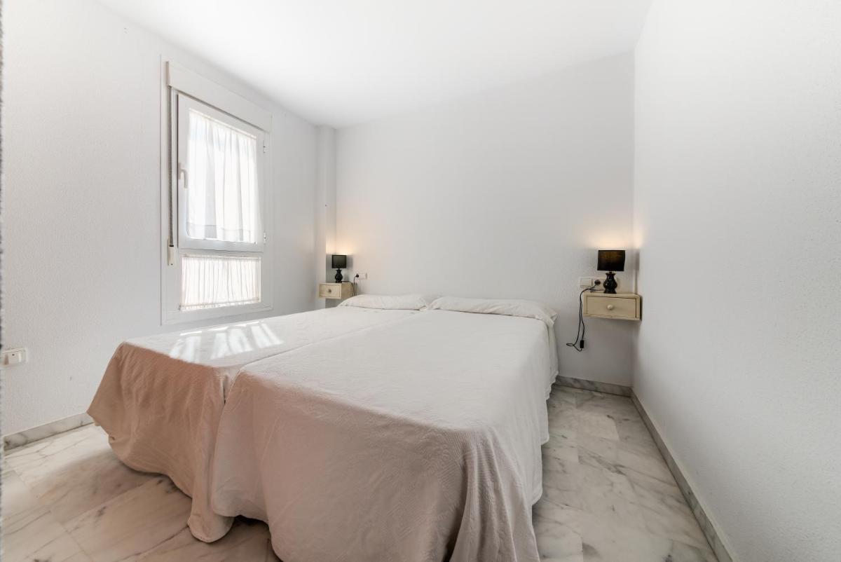 Apartamentos Villas Flamenco Rentals - Housity