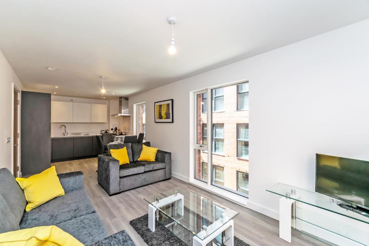 Halo House Apartments - Housity