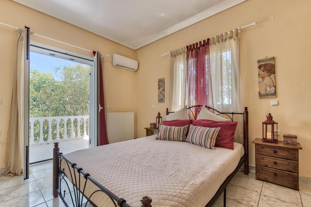 Aloisio's Estate - Housity