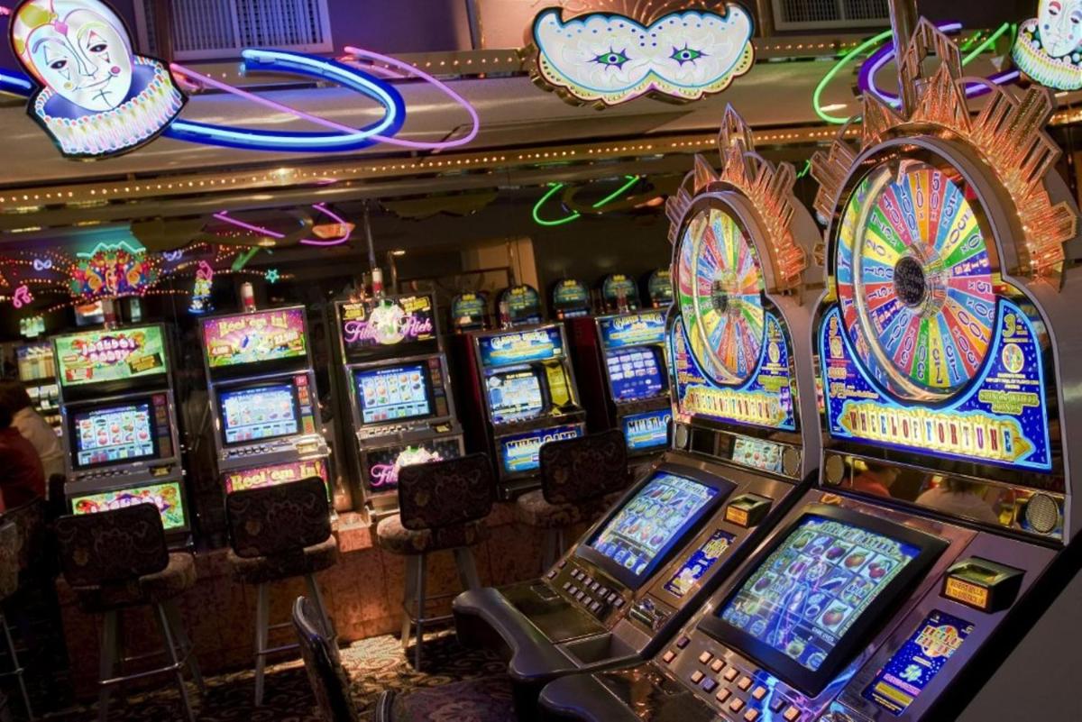 Mardi Gras Hotel & Casino - Housity