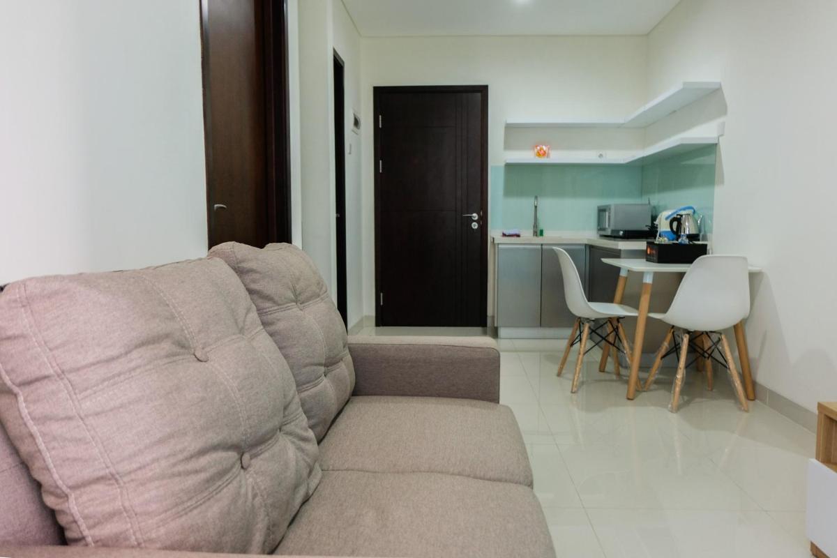 Simply and Relax 1BR at Brooklyn Alam Sutera Apartment By Travelio - Hizvo