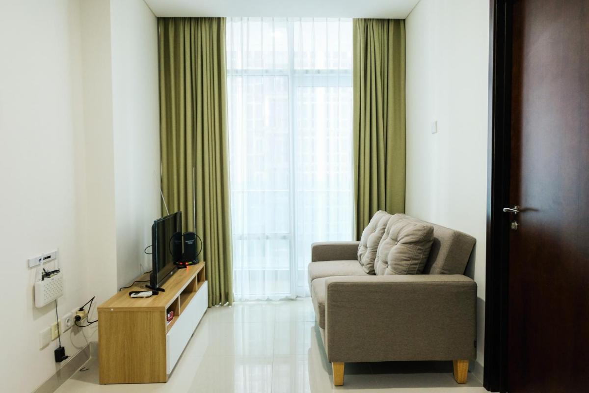 Simply and Relax 1BR at Brooklyn Alam Sutera Apartment By Travelio - Housity