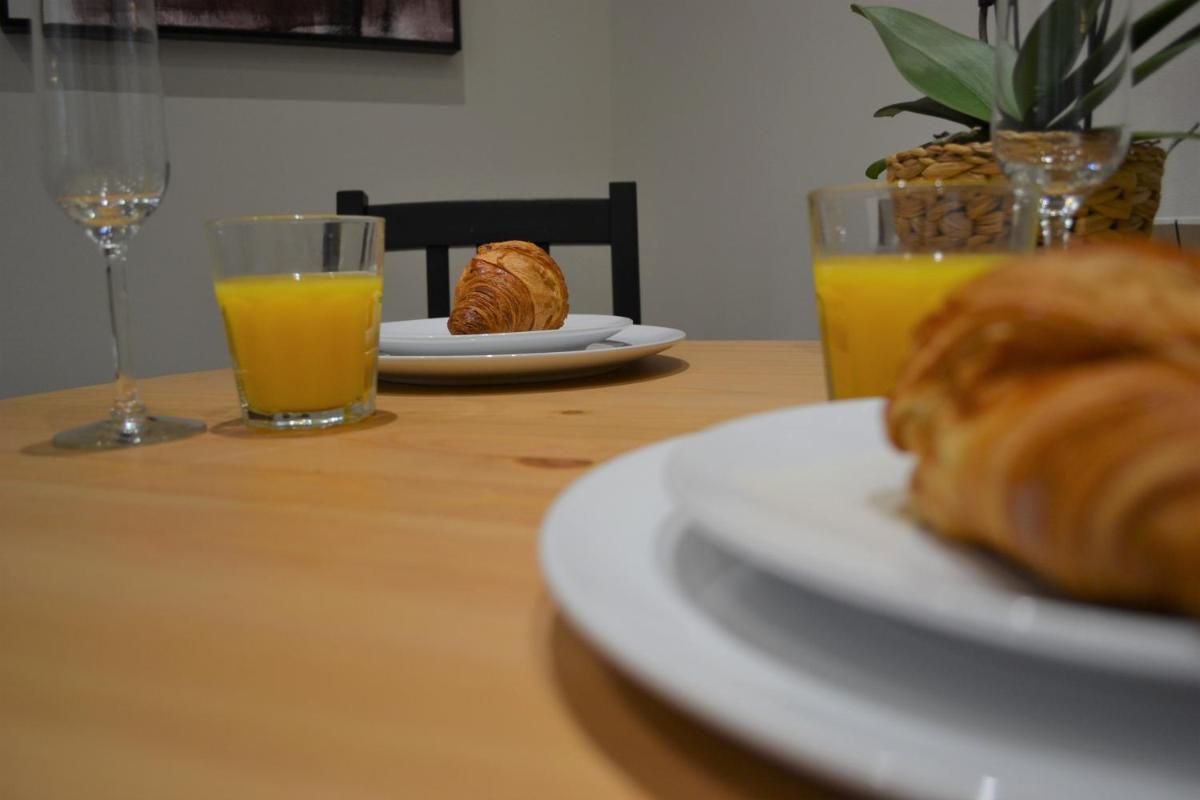 OnPoint Apartments - 2 Bed Apartment City Centre - Ideal Location! - Housity