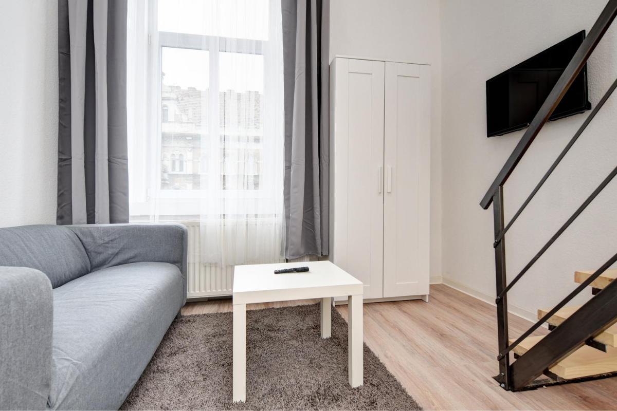 Heart of Downtown Apartment - Housity