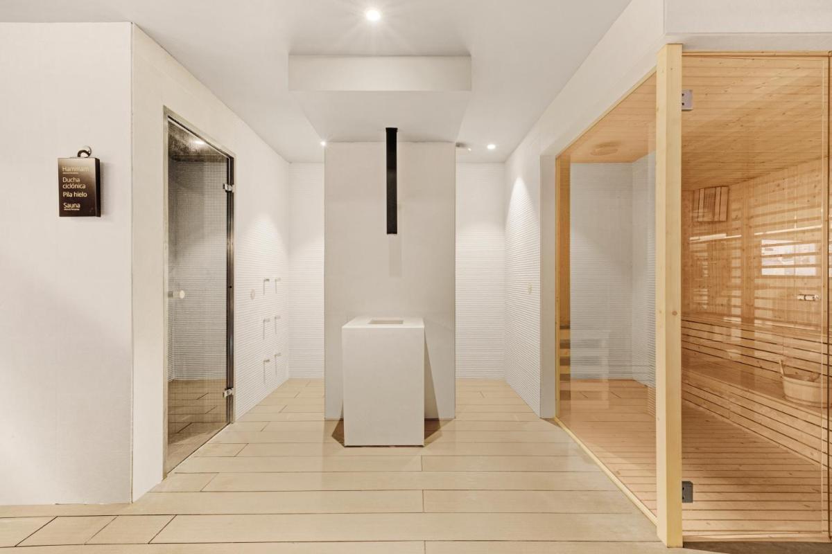 Un baño de Protur Naisa Palma Hotel