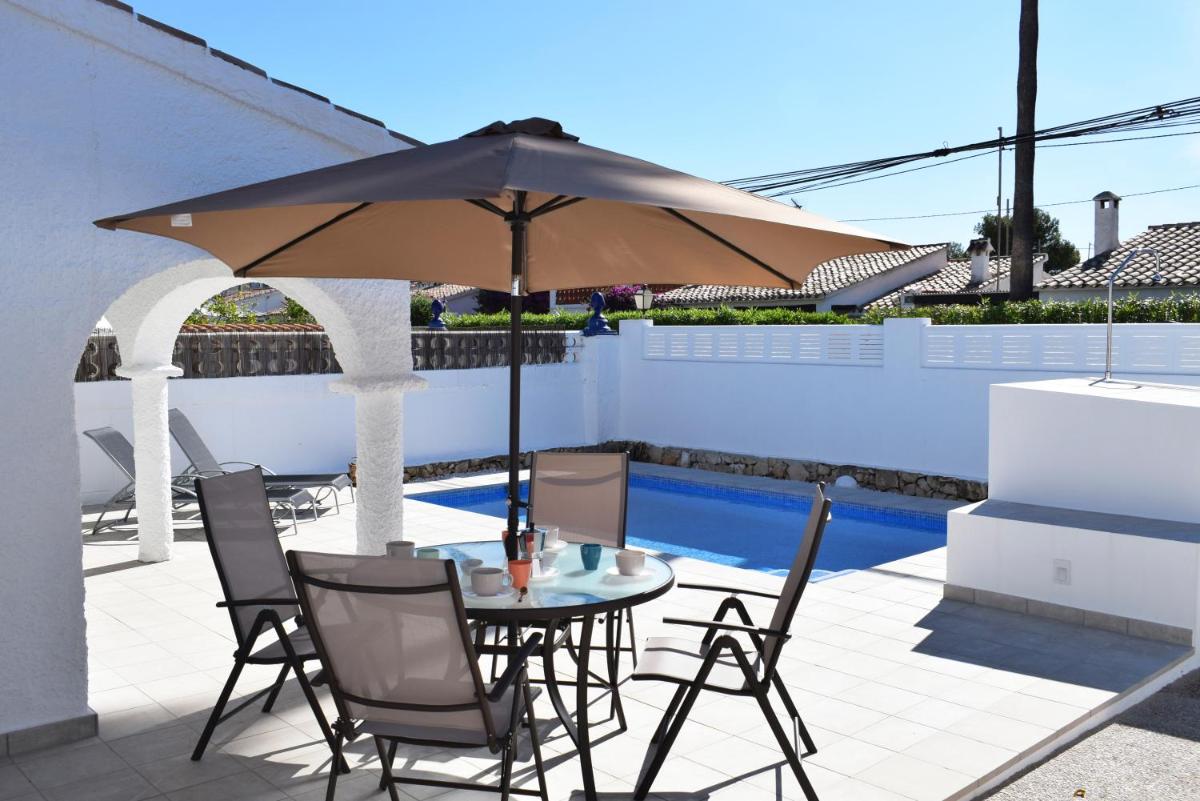 Anacasa Villa Bacalla Piscina Privada Les Marines CH3200 - Housity