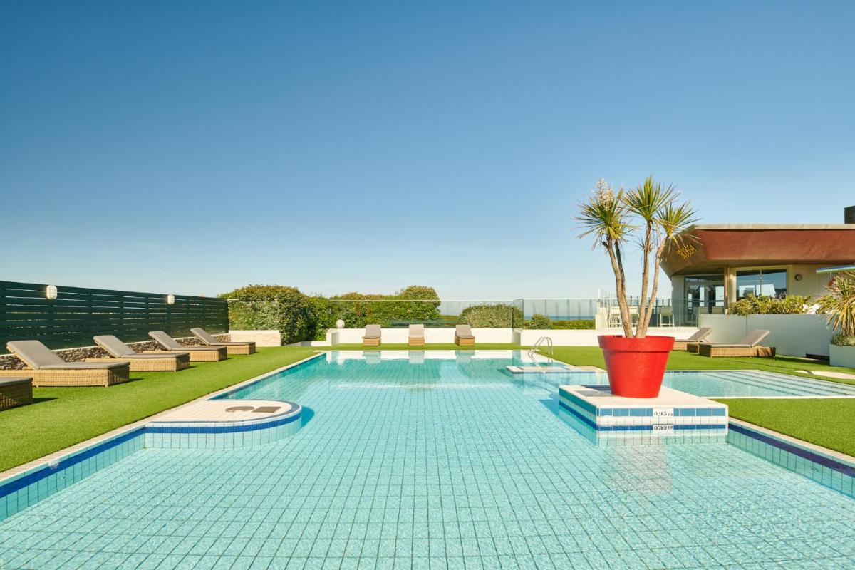 Piscine de l'établissement Atlanthal ou située à proximité