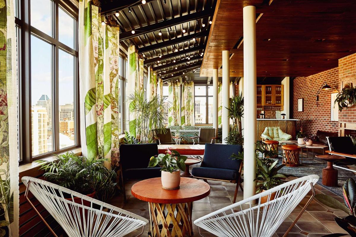 Hotel Revival Baltimore - Housity