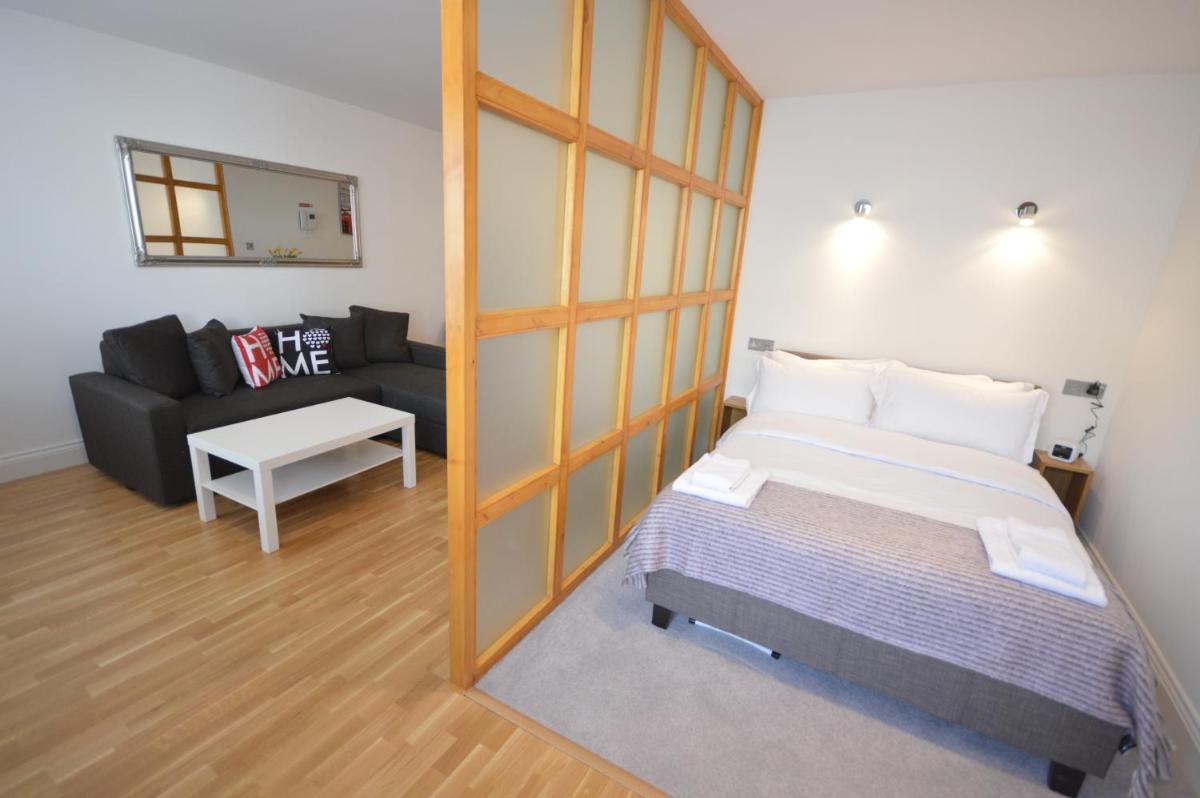3A Soho Studios 3rd floor by Indigo Flats - Housity