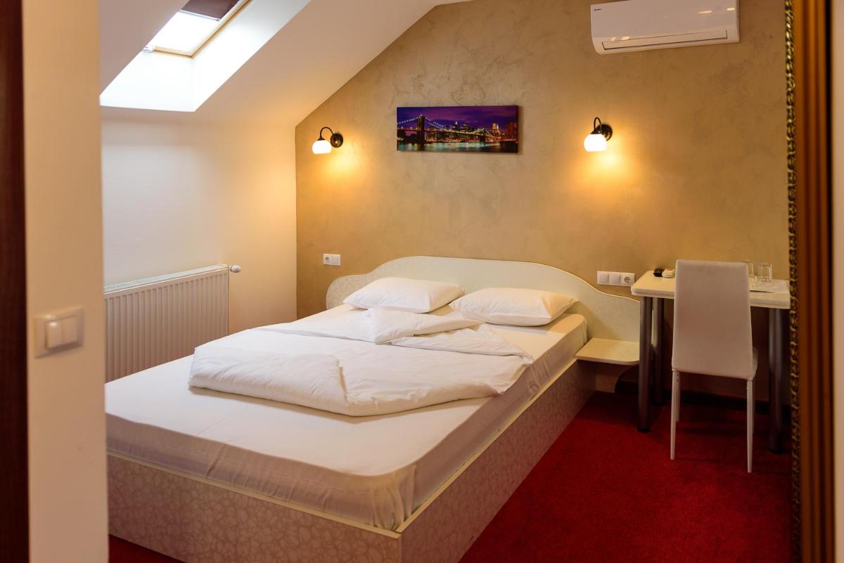 Equinoxe Royal Reghin - Housity