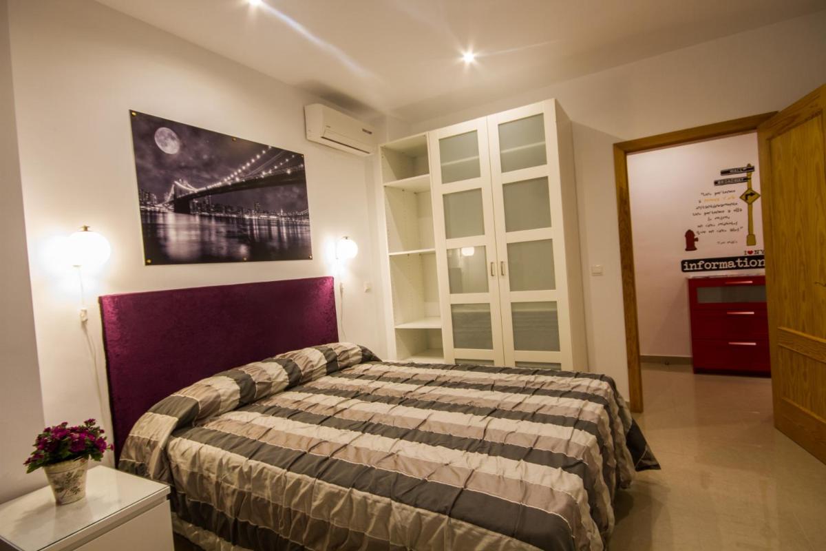 Apartamentos El Templo Suites - Housity